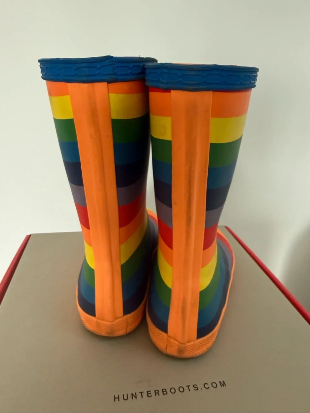 Hunter Rainbow Stripe Rain Boots - US10 - Picture 2 of 7